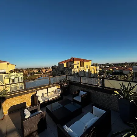 Penthouse Signature, Vue Imprenable 아파트 *