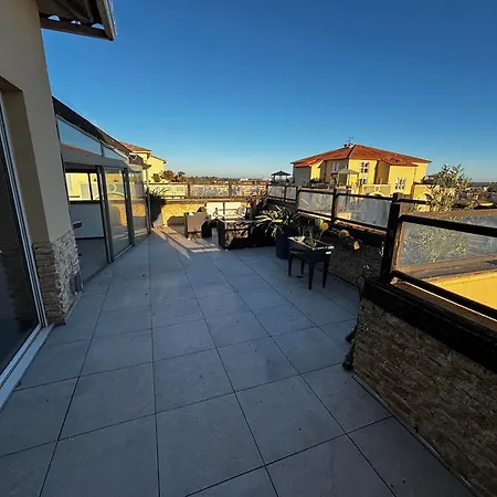 Penthouse Signature, Vue Imprenable * Lattes